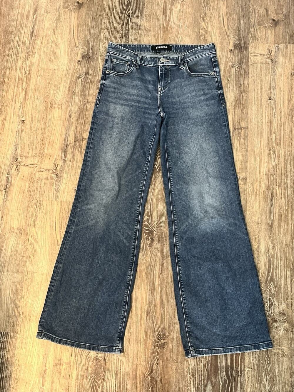 Express Original Super Wide Leg Low Rise Jeans Women’s Size 2R Medium Wash